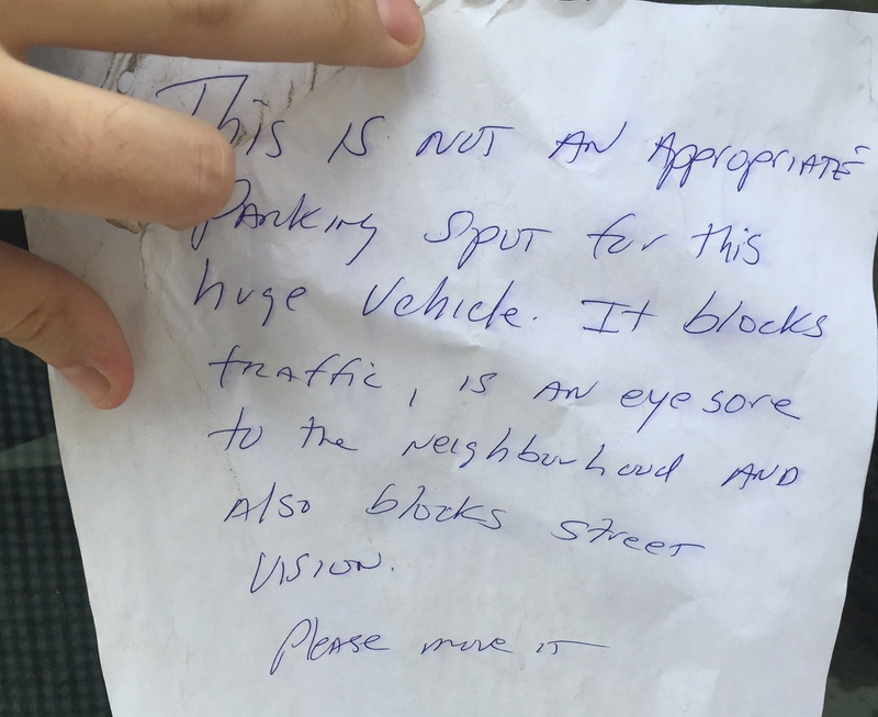 Illustration for article titled My Neighbor Anonymously Left An Angry Note On My Hummer